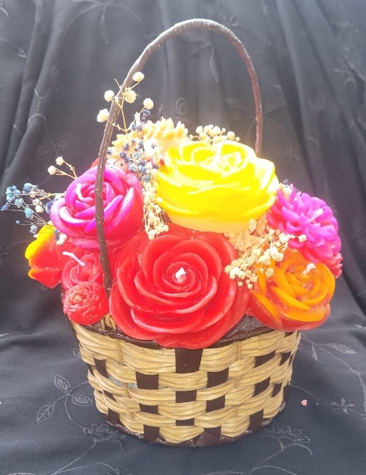 DEKORATİF  ÇİÇEK MUM SEPETİ